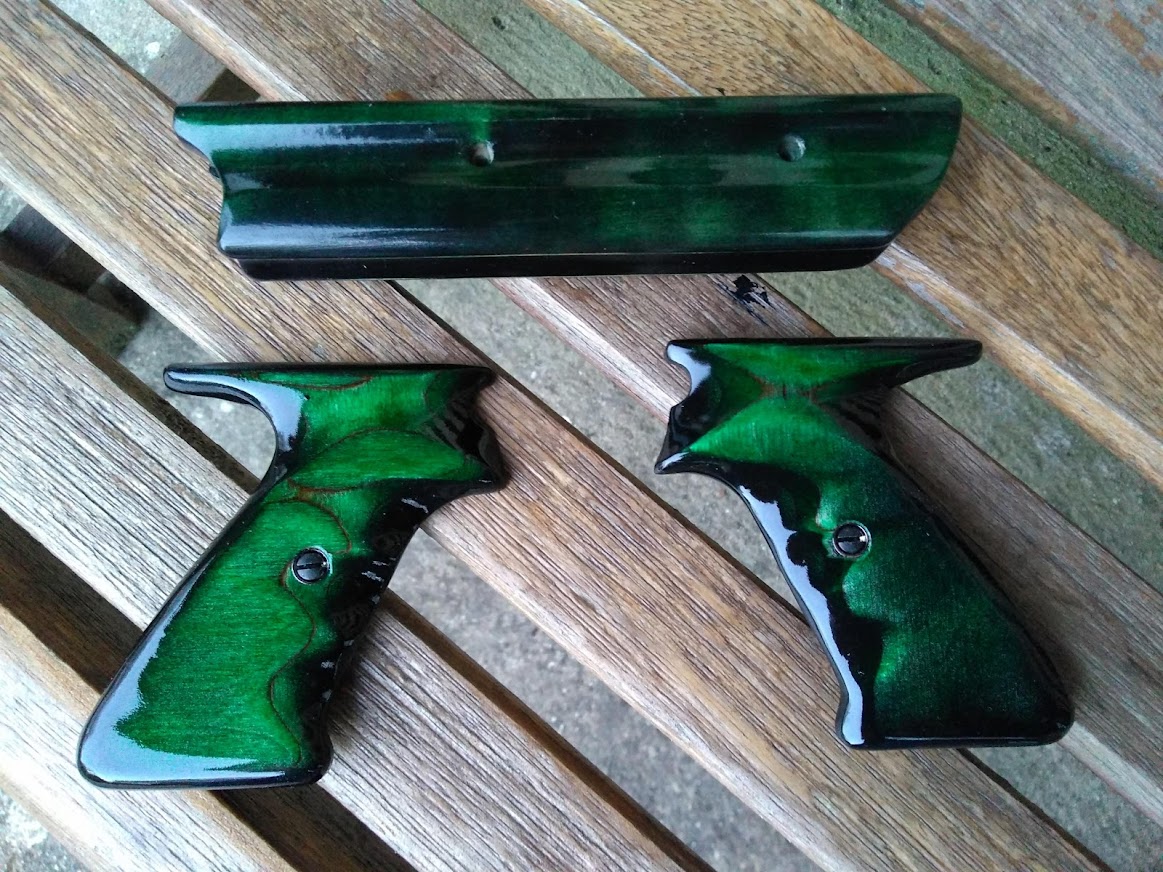 1377 greensmoke set.jpg