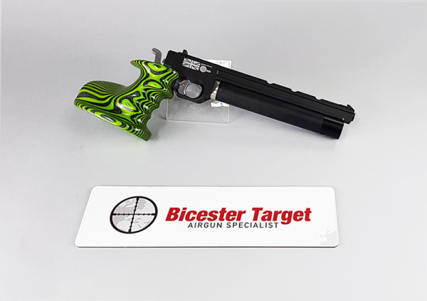 1525431725_18857618955aec3dad94d092.07250650_Green and black Warren Edwards stock on pistol 1.png