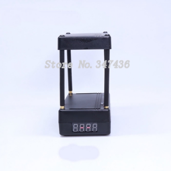 1532688719_17409915815b5af94f380871.47827025_front chrono.jpg
