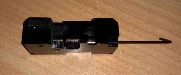 1534667399_3054448505b792a87453f11.34381967_Magazine Slot Screw.jpg