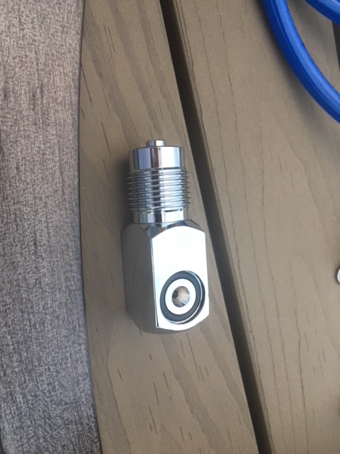1534900880_20196060045b7cba909a2cb2.73074843_Airhog adapter.jpg