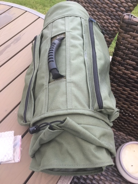 1534900904_12816089075b7cbaa8ad4bc3.17887897_Airhog tank bag.jpg