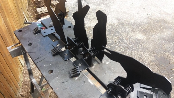 1535999346_7720495175b8d7d72727666.04572847_Knock down target finished 1.jpg