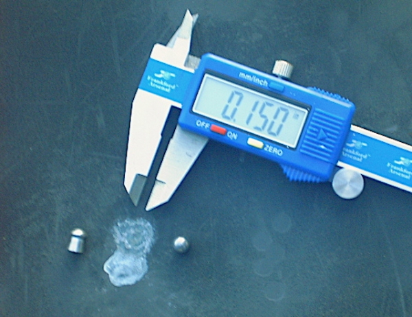 1538792423_11892322735bb81be7d4af98.28098595_Cricket group.JPG