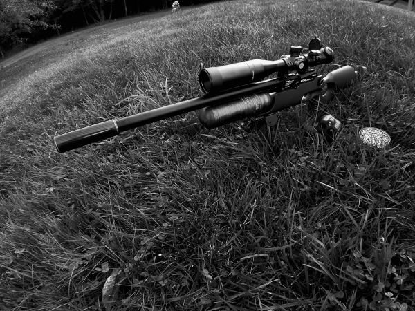 1539189413_6623427955bbe2aa5e64295.22426810_IMG_20181009_165317384EDITEDB&W.jpg