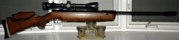 1541712357_2446075575be4a9e58113a2.63859924_52 Beeman R1 Field Target.JPG