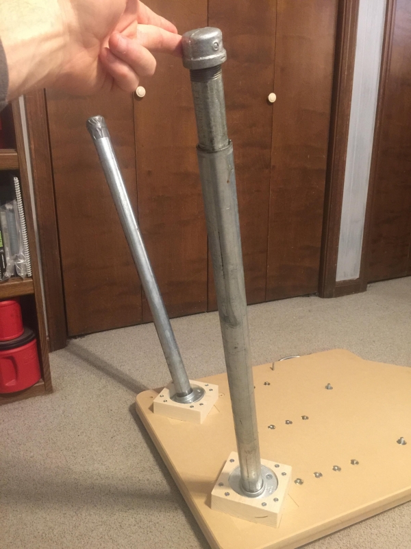 1548006778_14439799685c44b57aca4628.54165395_Table Adjustable Legs.JPG