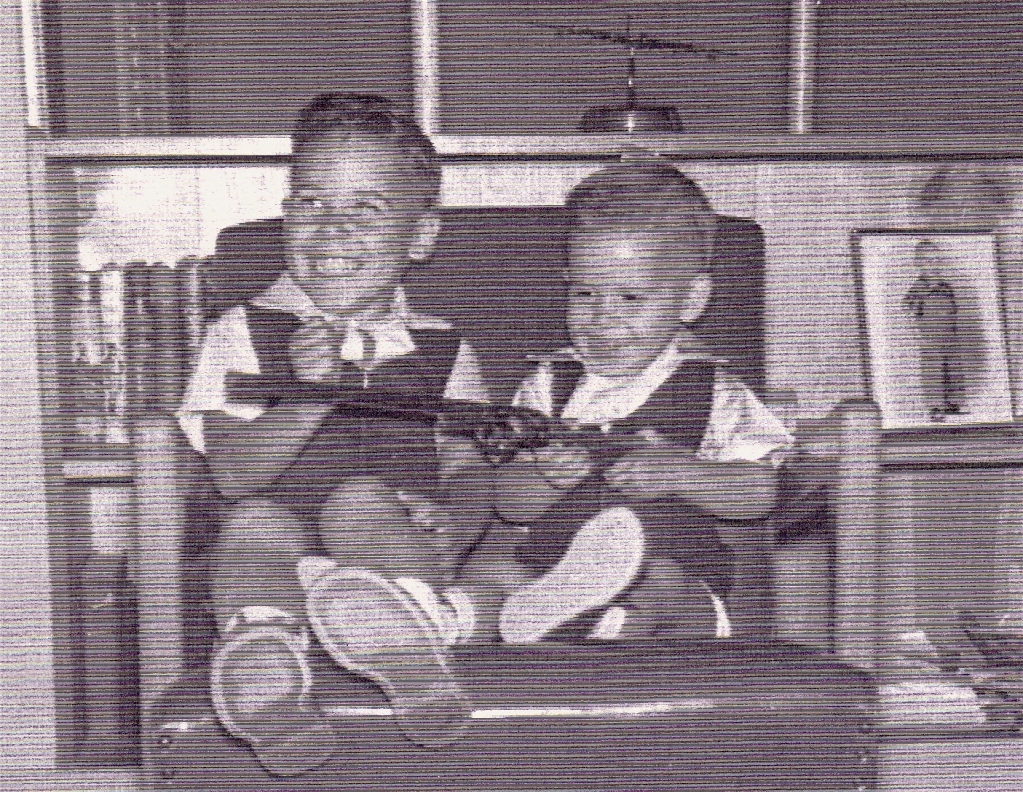 1553795302_21071226115c9d08e6ee3207.86149165_K & R kids.jpg