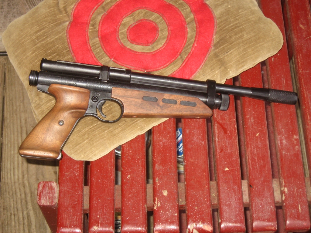 1557113393_7111307225ccfaa318f9722.33763986_CROSMAN 010.jpg