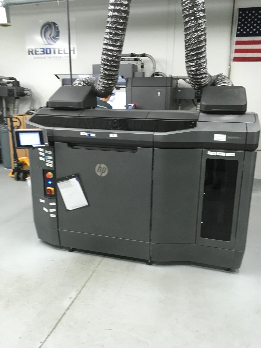 1563376892_20132749625d2f3cfccd0369.78914733_3d_printer.JPG