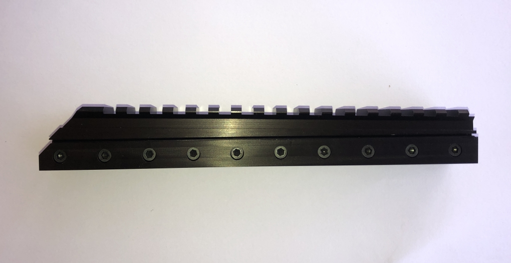 1568901429_4407381605d83893501f069.38184118_Rail_1.JPG