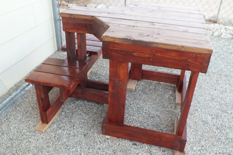 1572224018_19659826085db63c12ec4cd2.90860480_Shooting Bench Picnic Table.jpg