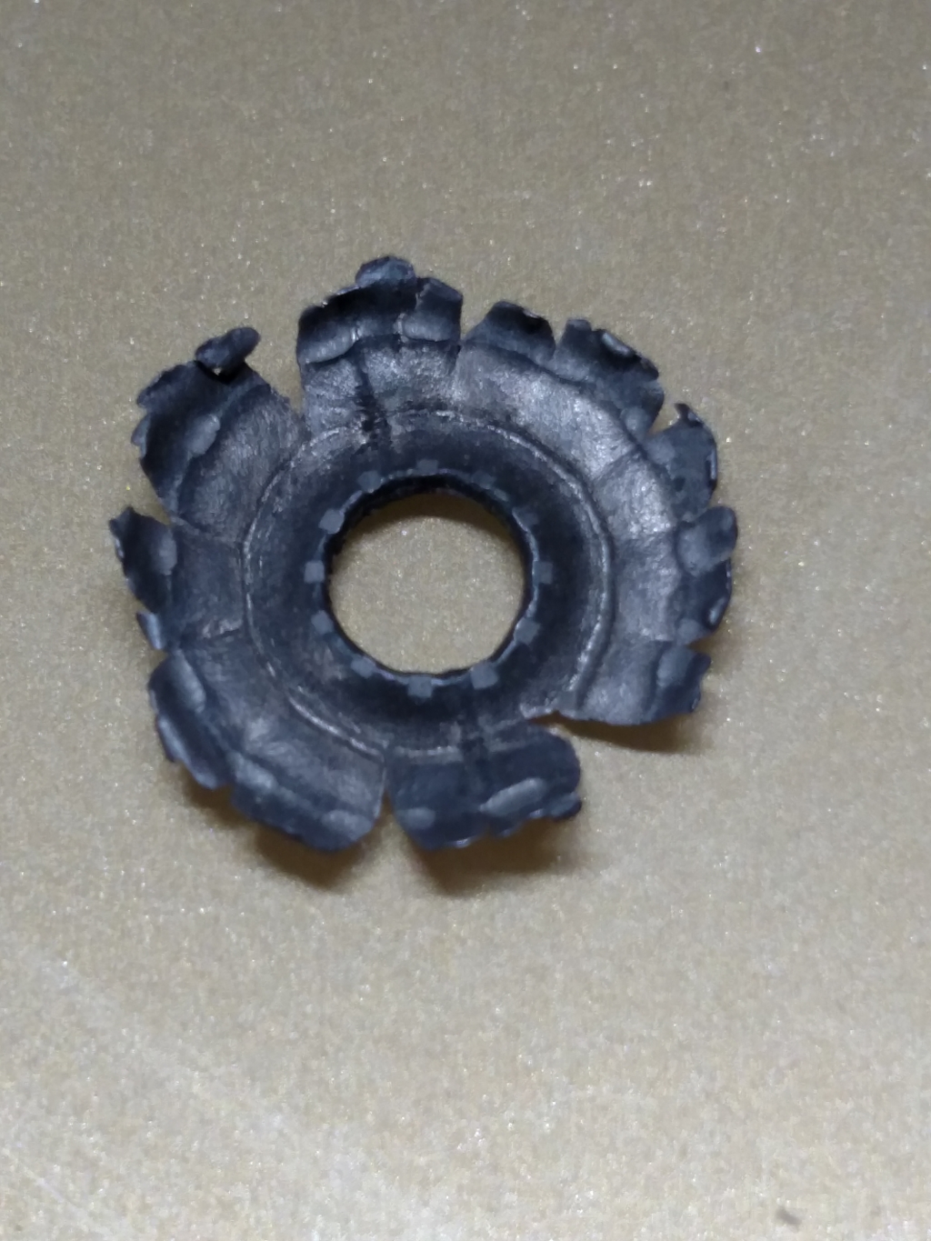 1573680919_11344409575dcc7717262ea4.40645811_holepellet.jpg
