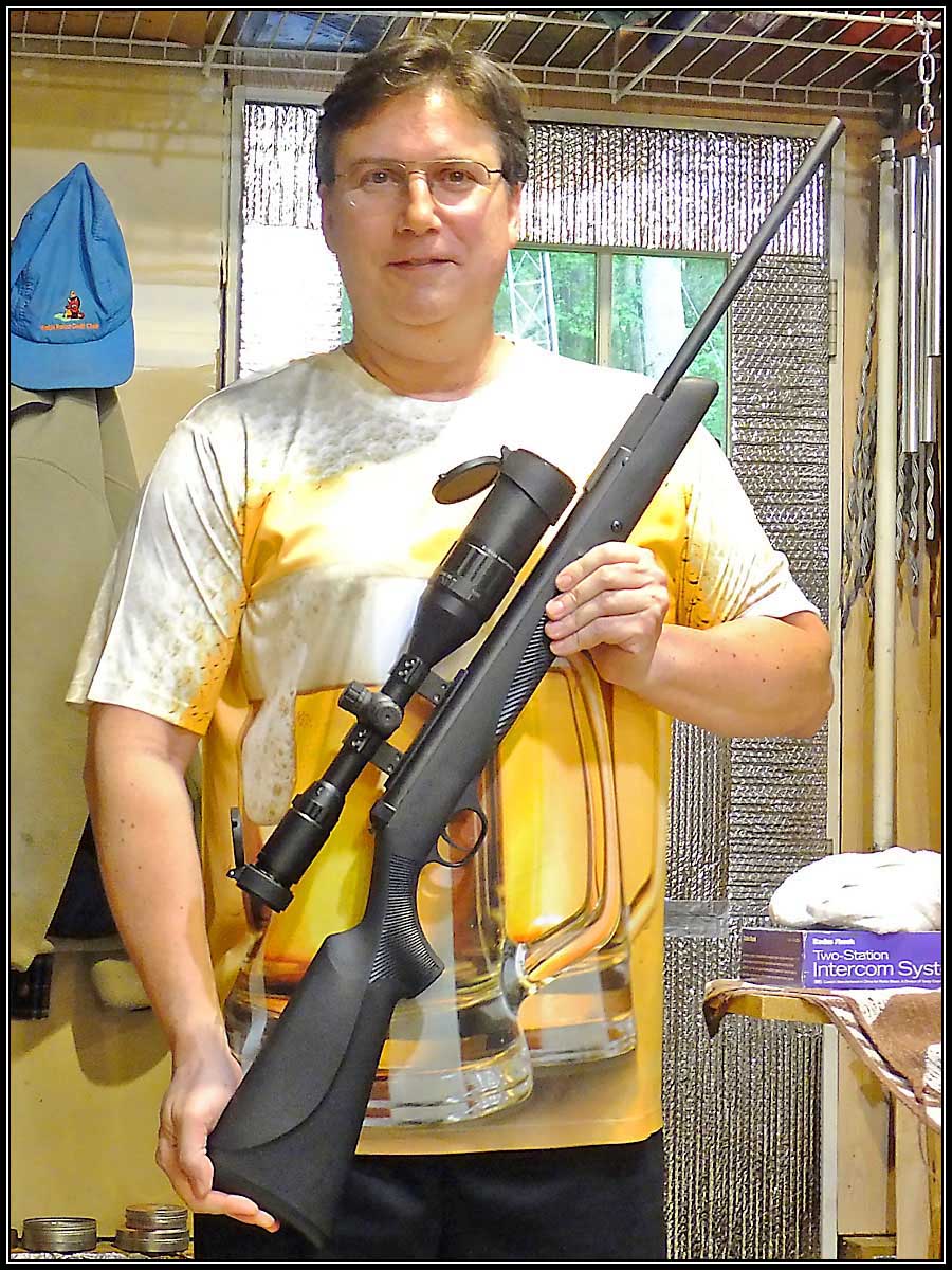 1573821985_19415954845dce9e21645194.23526665_Black Beauty 2 RWS 34 Pro Compact with 3-9x50 Scope.JPG