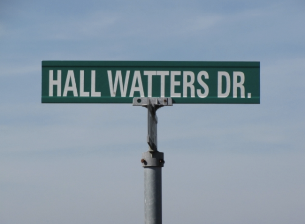 1574710096_3438174975ddc2b5063ce09.35857891_Hall Watters Dr Sign.png