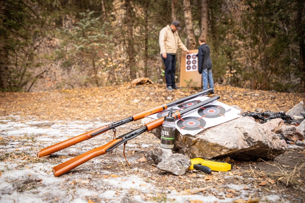 1574786362_6830365305ddd553a983b96.51463023_Red Ryder giveaway.jpg