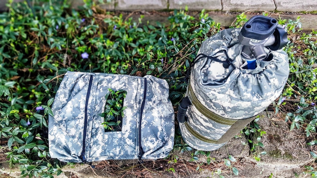 1582496099_4877981605e52f963f19903.95962973_tank bag.jpg