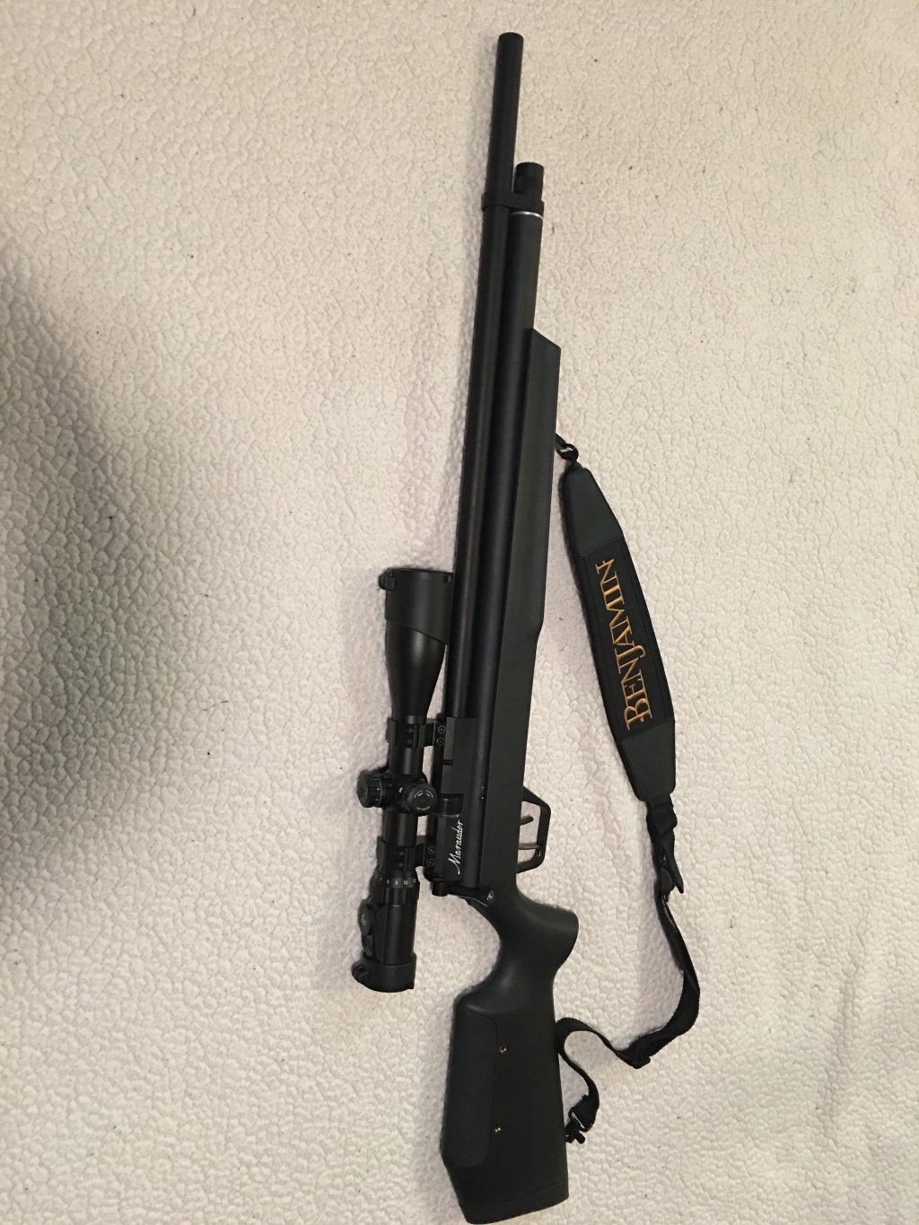 1583121570_12073595505e5c84a2a23547.35317391_Benjamin Marauder .25 cal (2).JPG