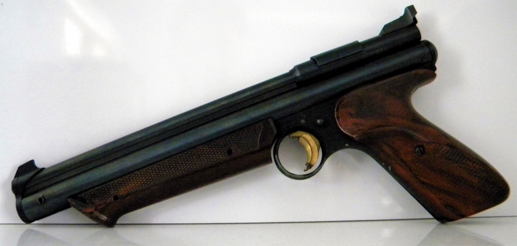 1583264280_6464605135e5eb218499e05.88796357_75 Crosman 1300 .22 1970-76.JPG