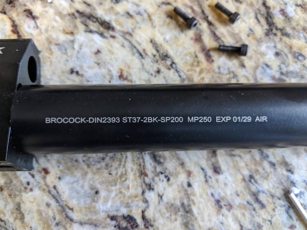 1596228124_19469275735f24821c29b209.04146920.jpg