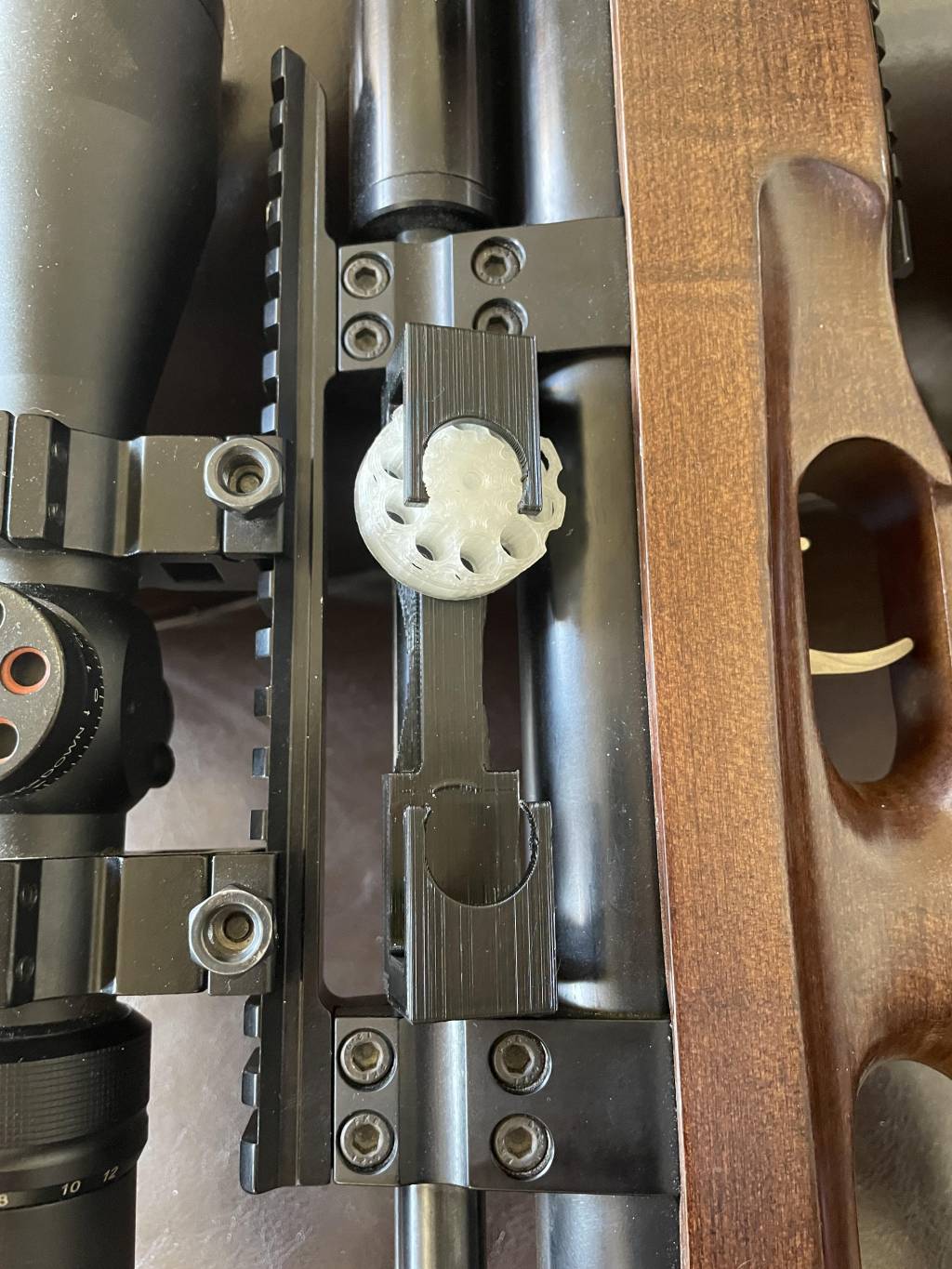 2mag.1634661943.jpg