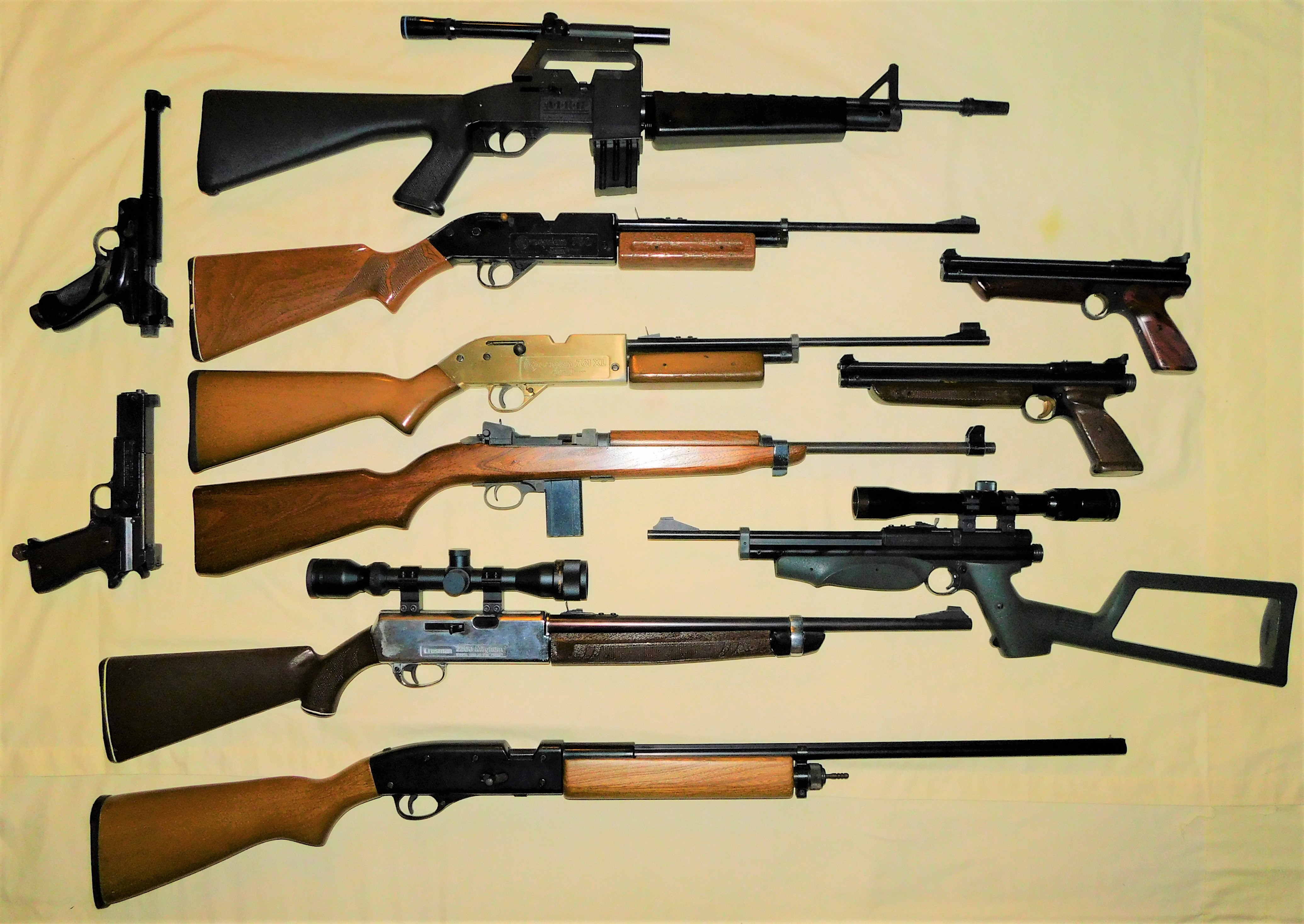 336 Crosman AIR-17, 760, 761XL, M1 Carbine, 2200, 1100, MKII, 451, 1300, 1322, 1389.JPG