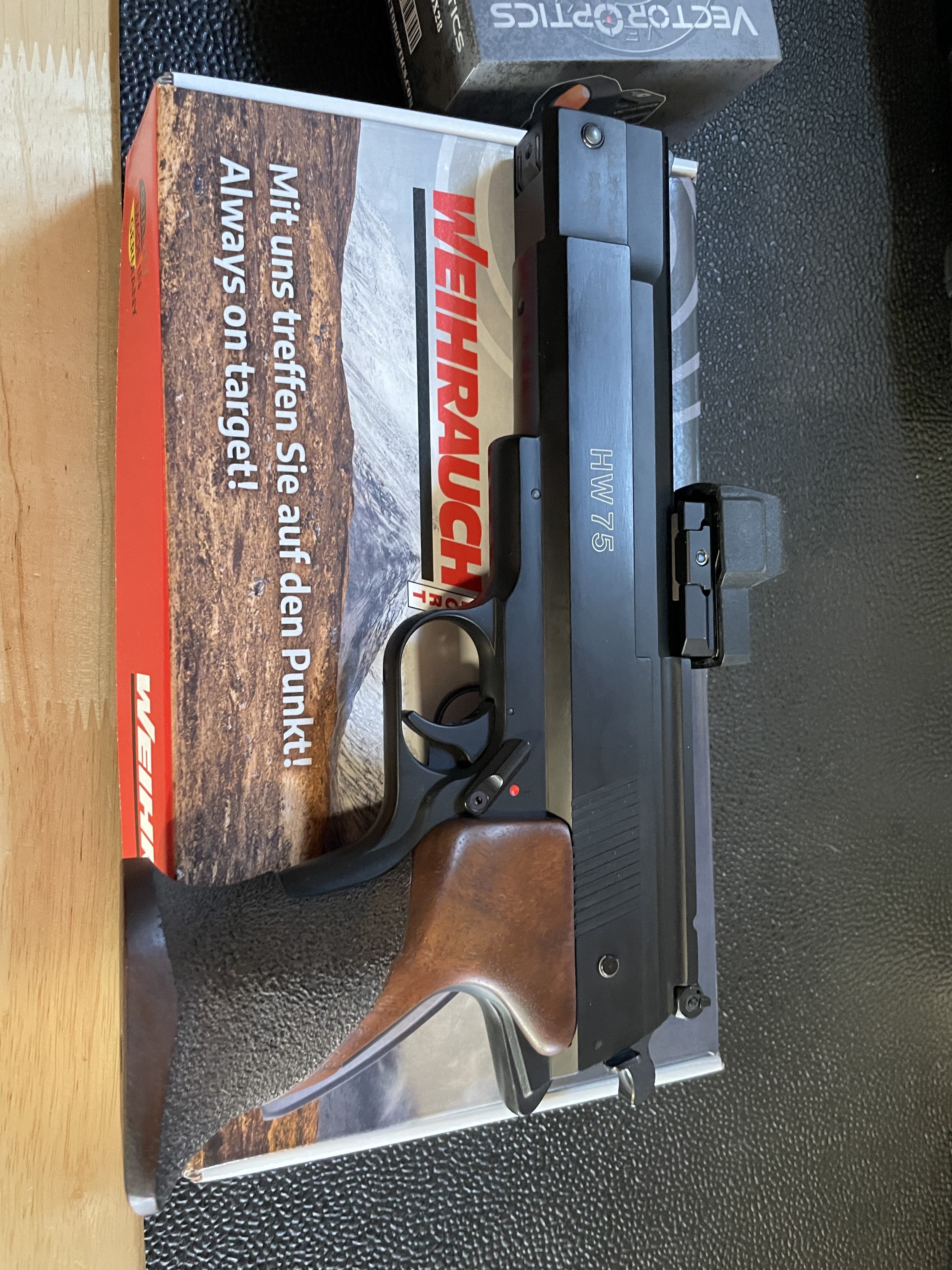 HW 75 .177 and Vector Optics Frenzy Red Dot