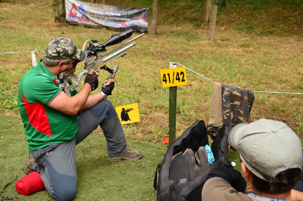 5f456be266121d16201a6ec3c16303a9.jpg