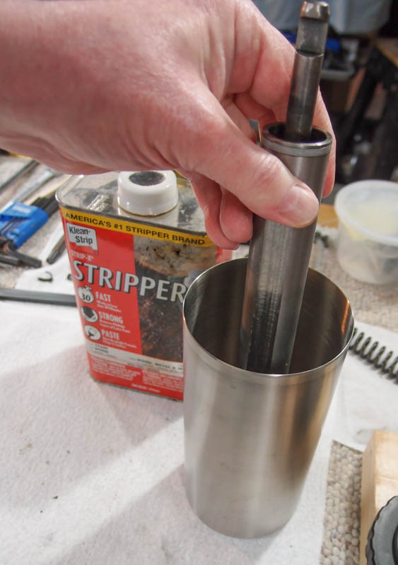 air_arms_stripping_glue.1617830060.jpg