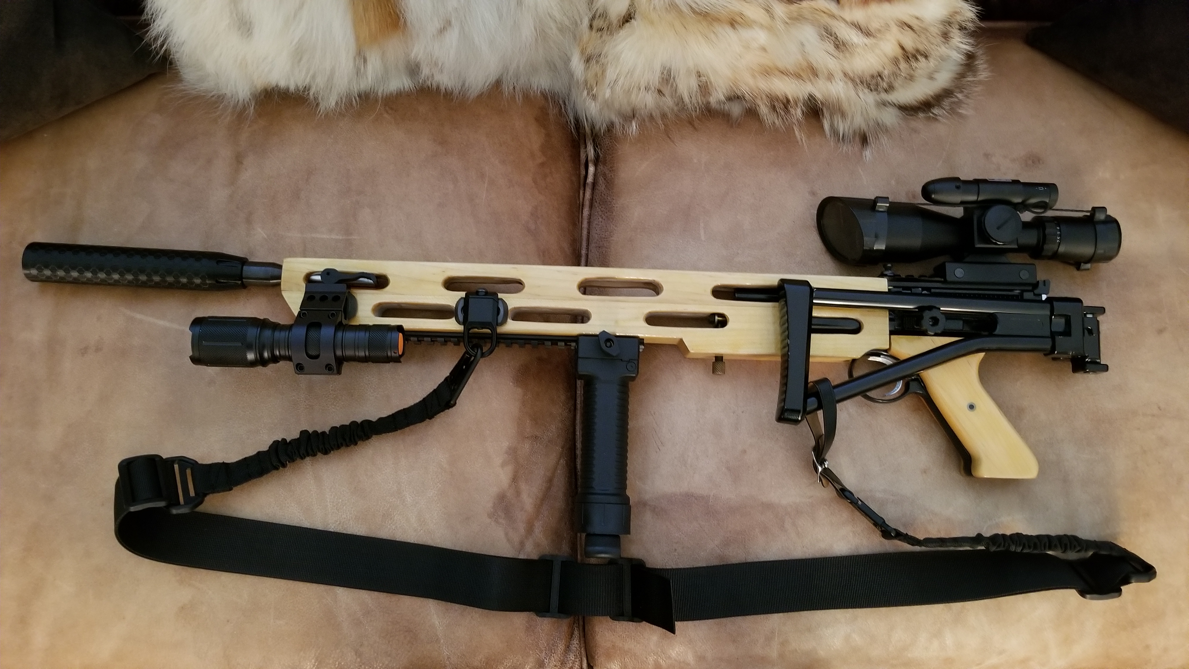 AR600 5.jpg