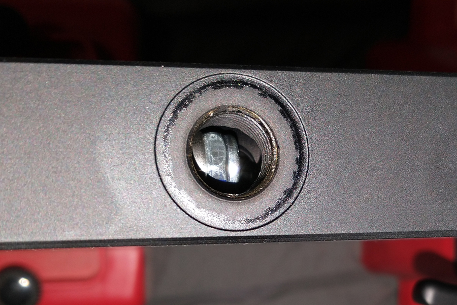 bottom plug.jpg