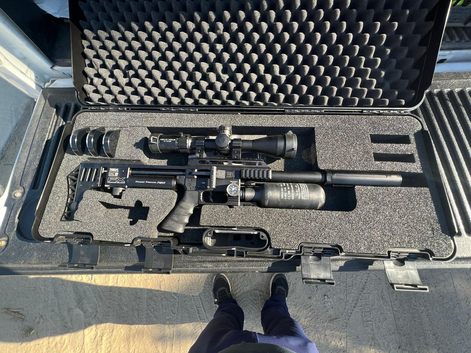 compact.jpg
