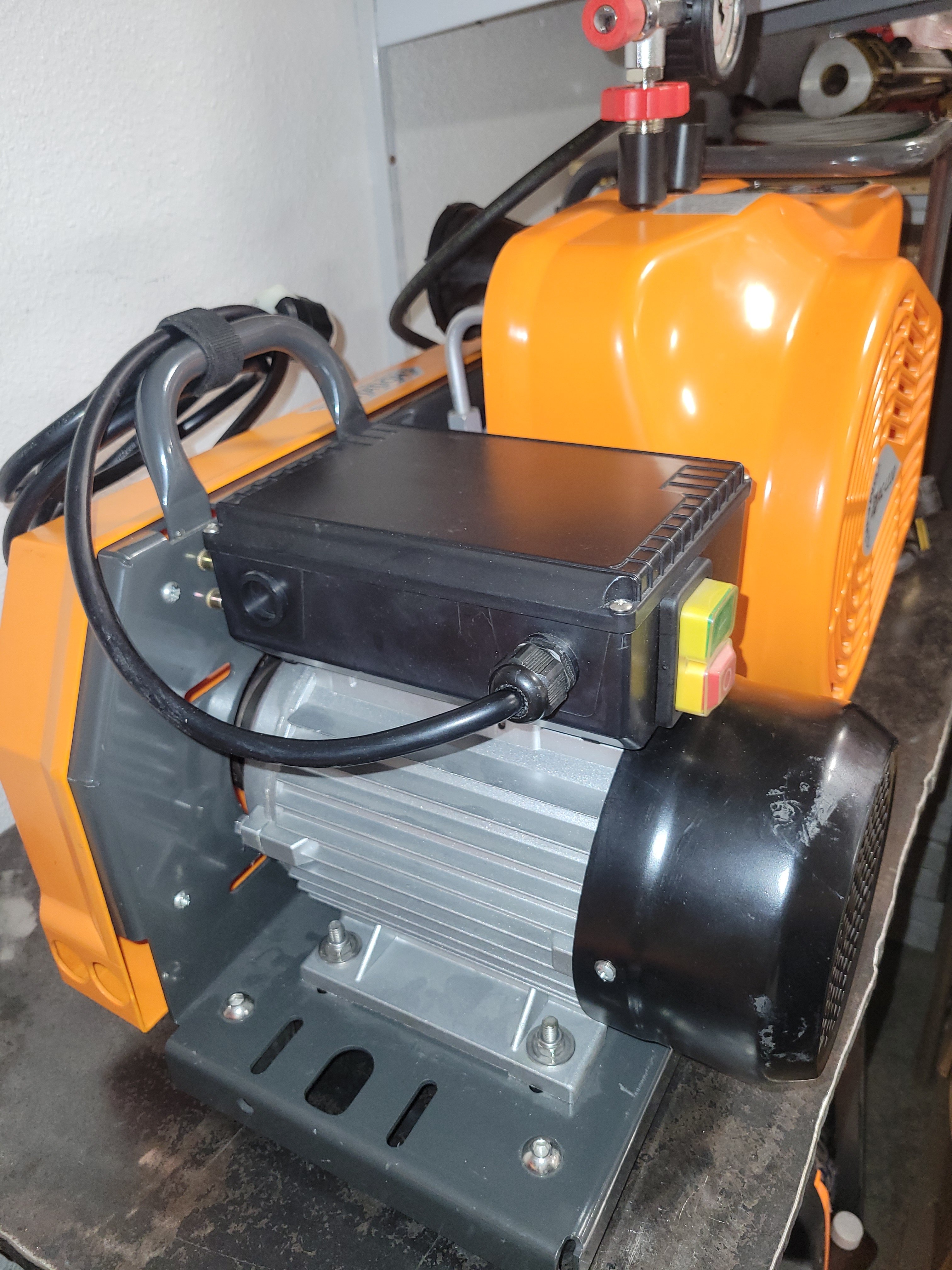 COMPWELL MOTOR END.jpg