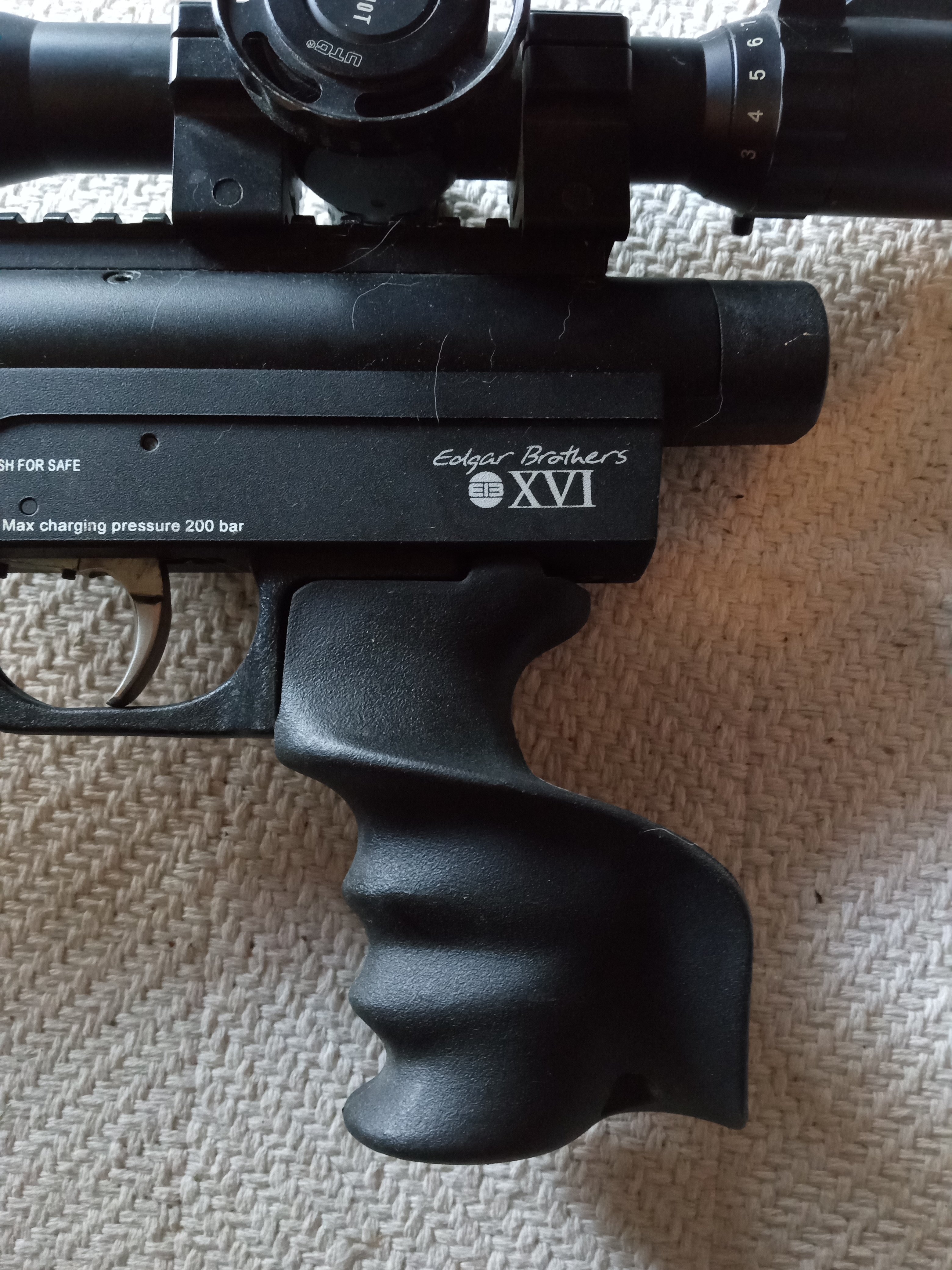 EB-grip-1.jpg
