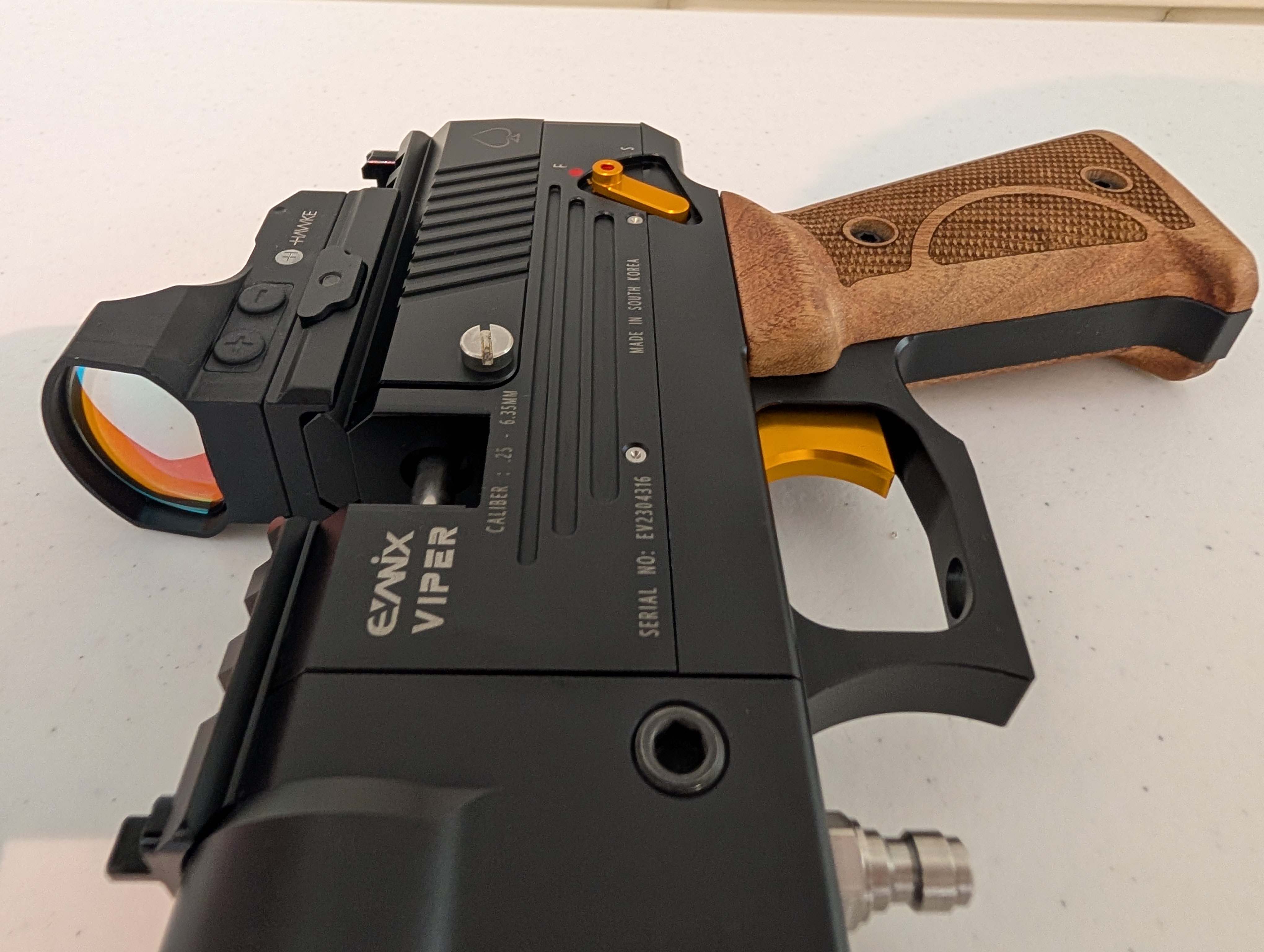 Evanix Viper .25 PCP Pistol Image 6.jpg