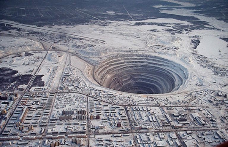 FUN. The Airgun Hole -- So Deep, So Wide. #08a. Kola Borehole, Russia, 22,000ft deep.jpg