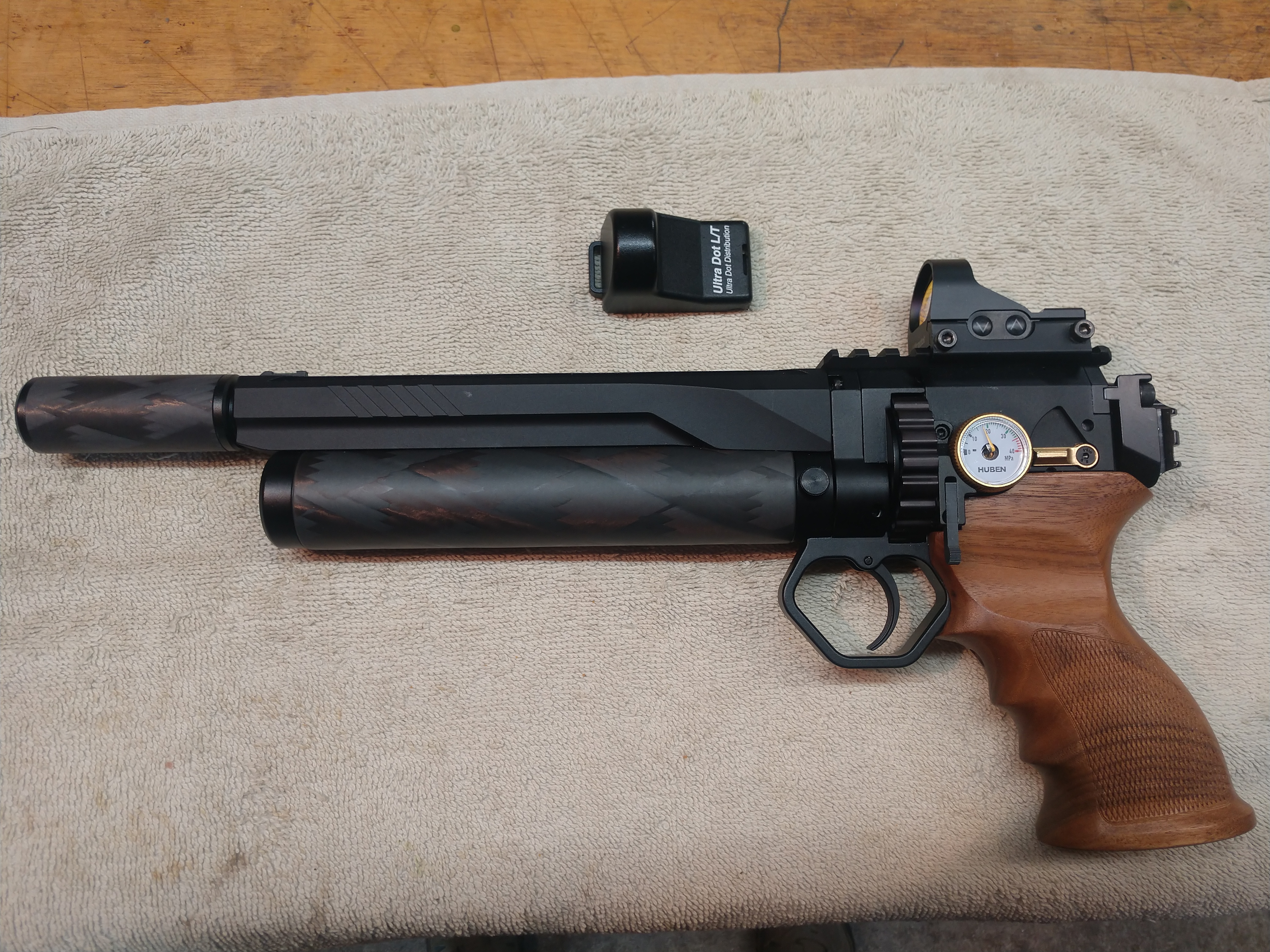 Huben GK1~01~01.jpg