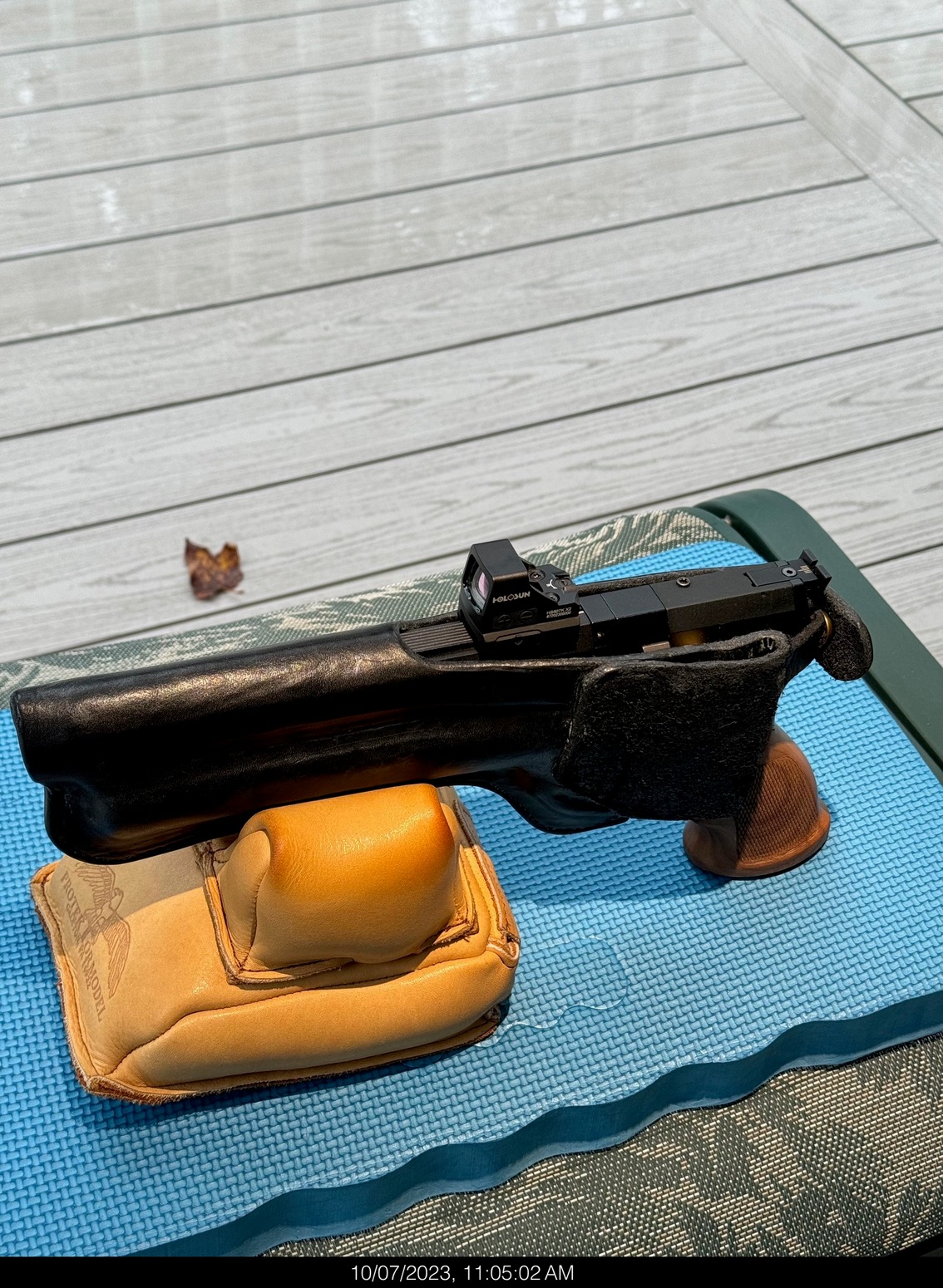 Huben Pistol GK1 - Holster Pic 06-1.jpg
