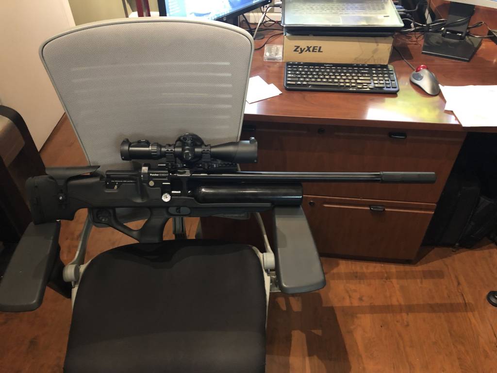 Knight_Chair.1642139494.jpg