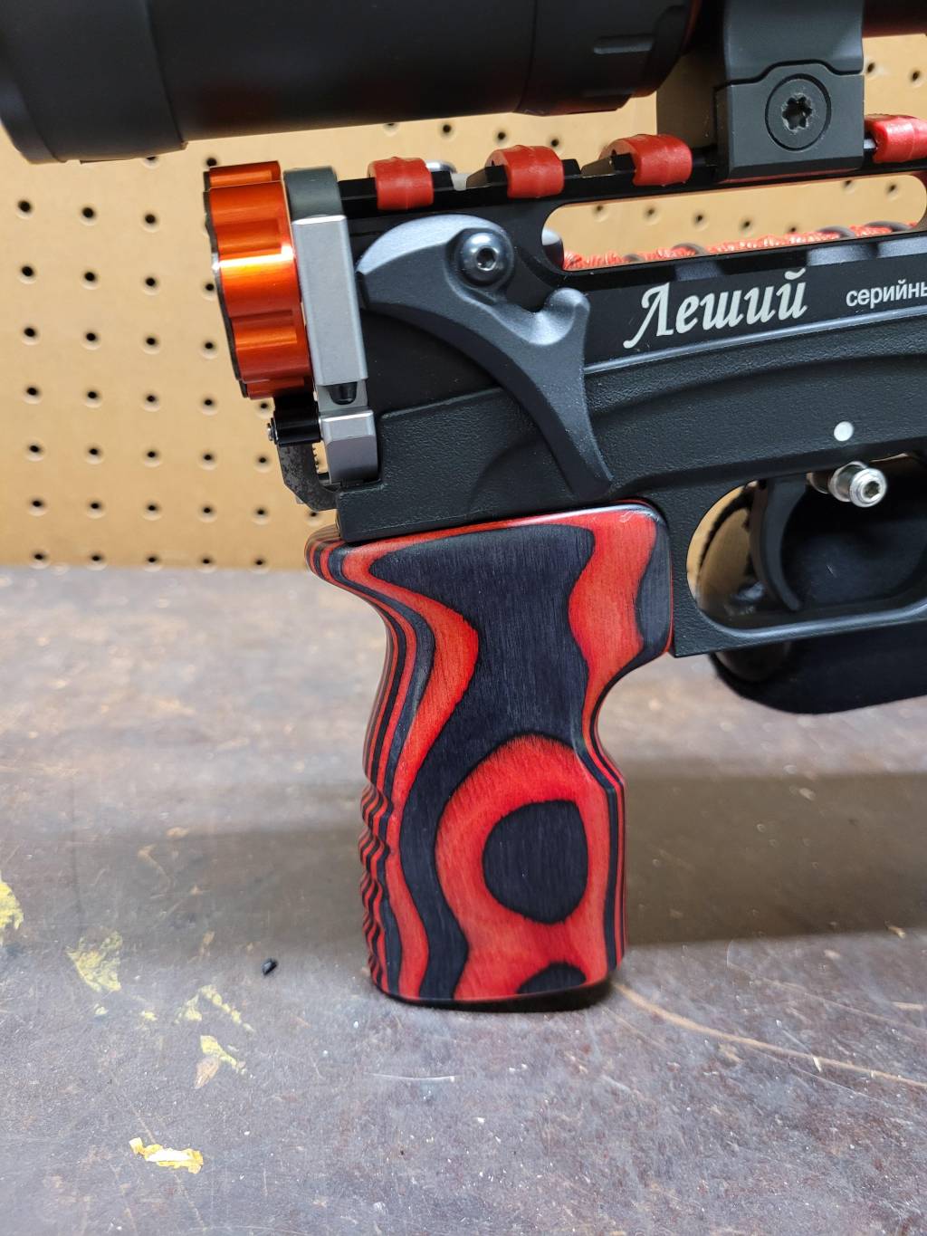 L2 grip.1624376144.jpg