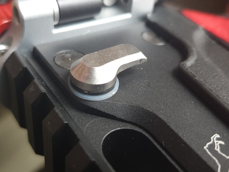 latch_spacing_washer.jpg