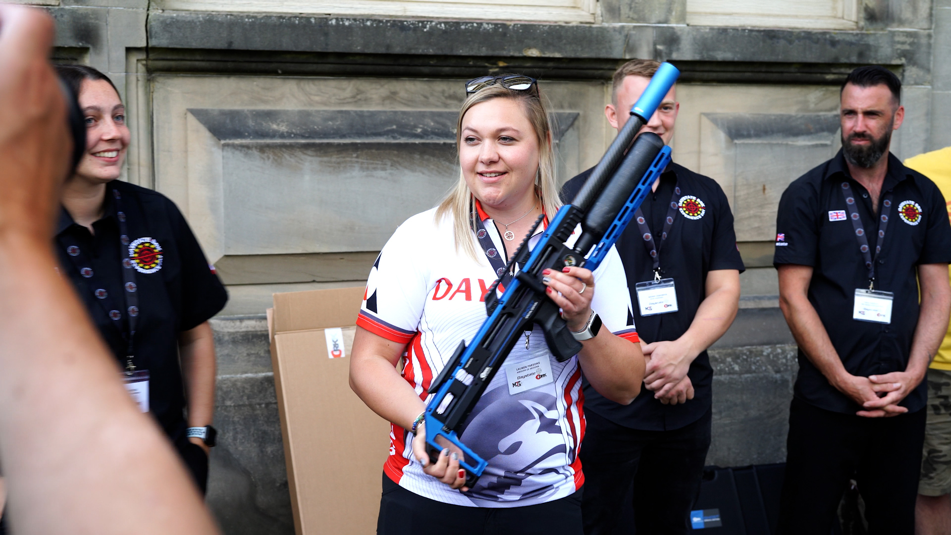 Lauren Parsons presenting the winning BRK Ghost SE.jpg