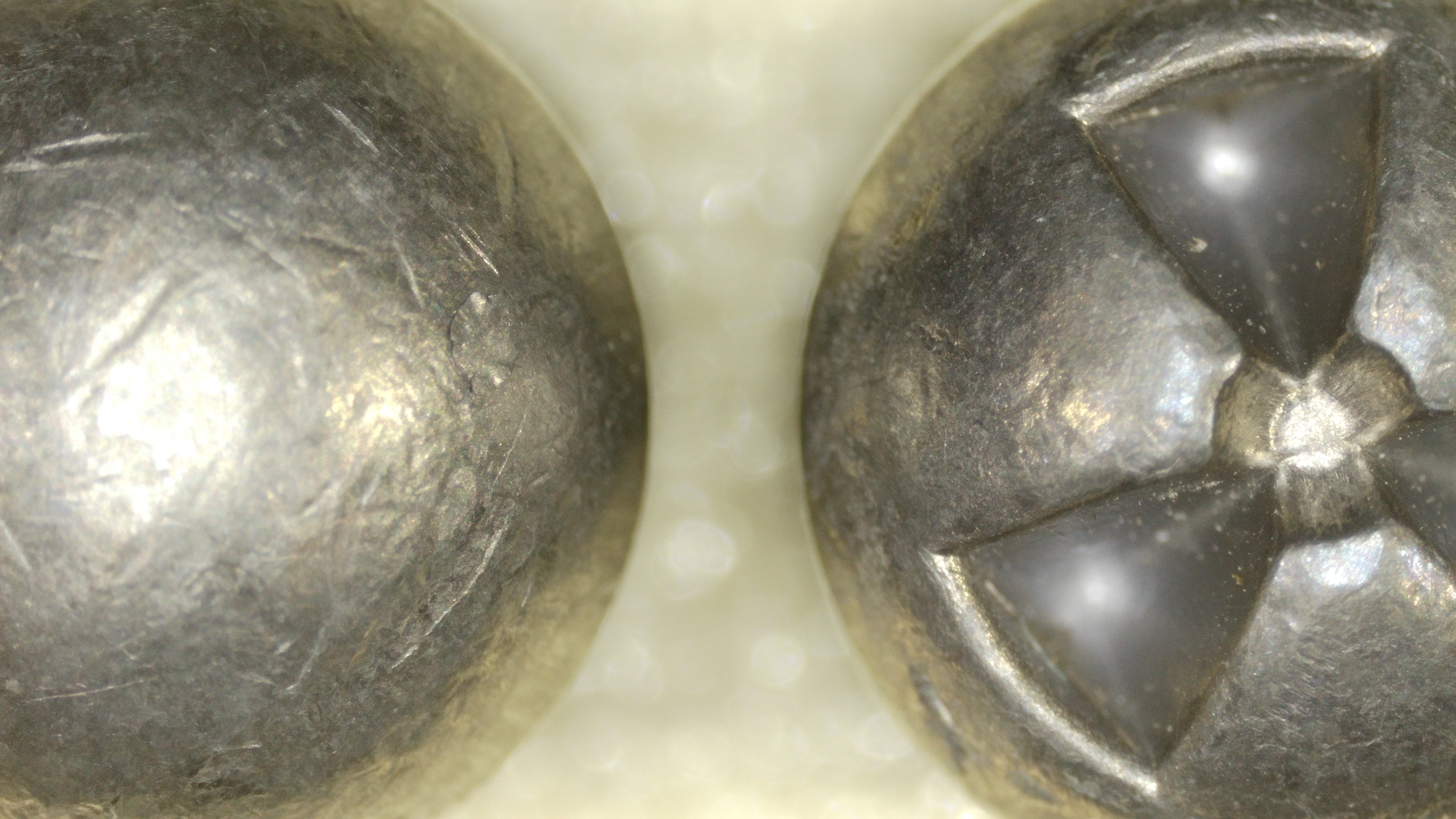 Left FX 30 Cal 50.2 Grain Pellet - Right JSB Hades Diabolo 30 Cal 44.75 Grain Pellet 003.JPG