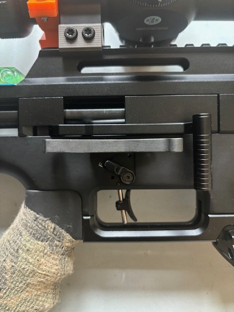 lever M60B 2.jpg