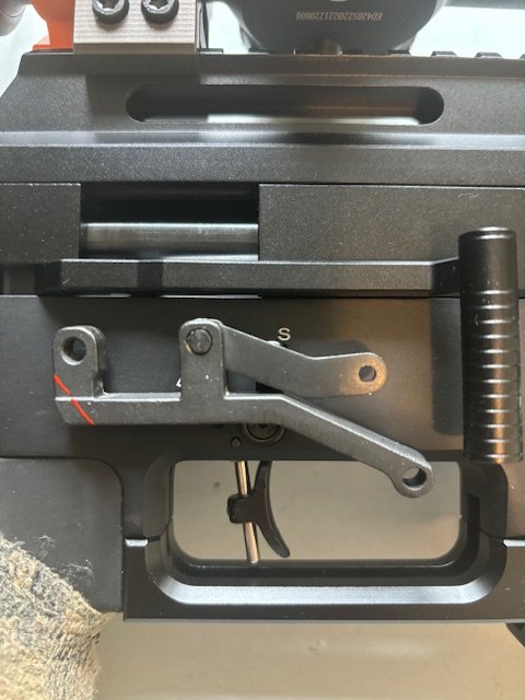 lever M60B.jpg