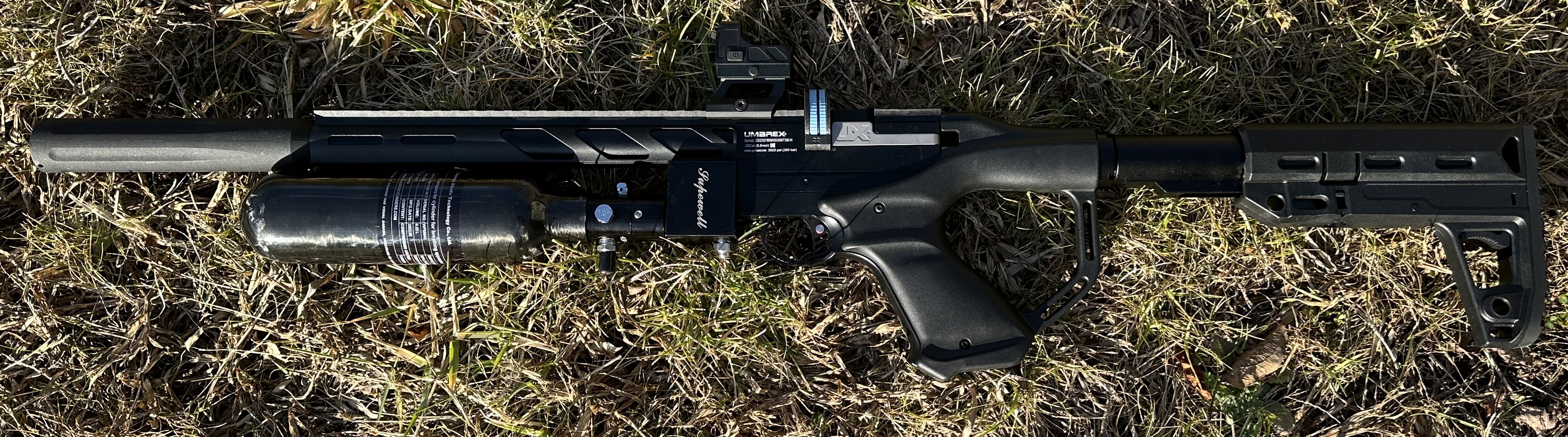 Notos Red Dot.jpg