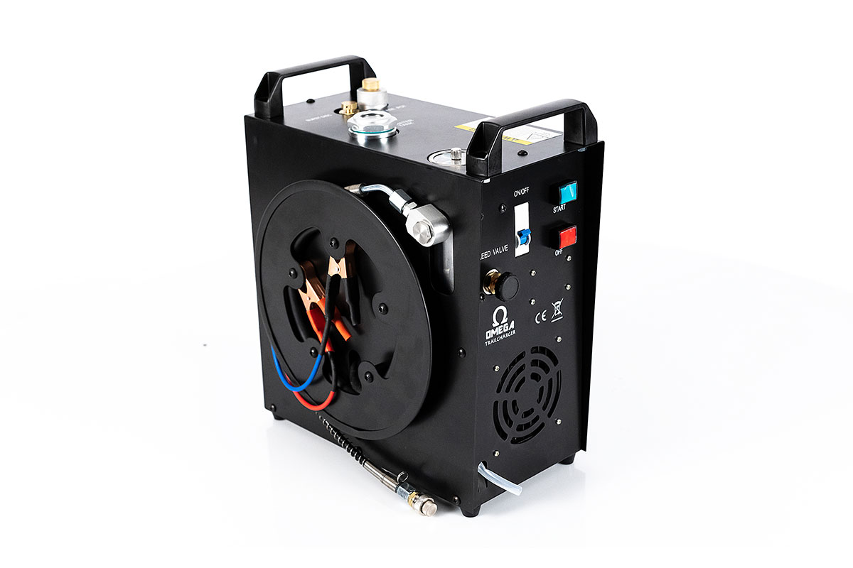 omega-trail-charger-portable-compressor-4500-psi-9.jpg
