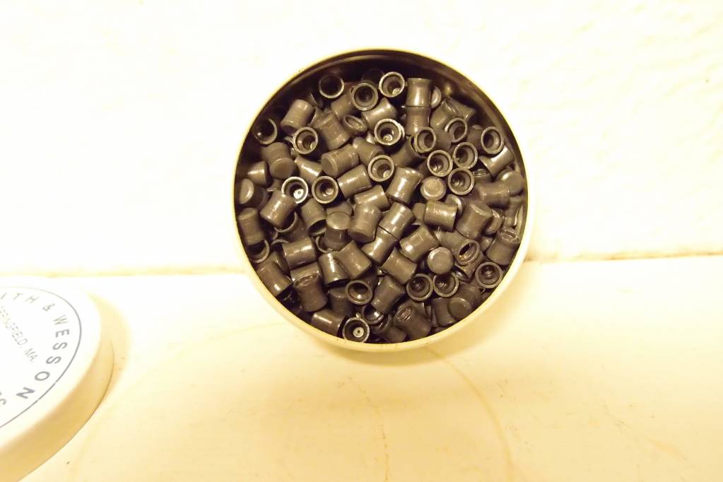pellets.1615663923.JPG