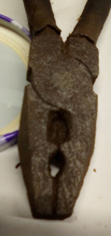 pliers3.jpg