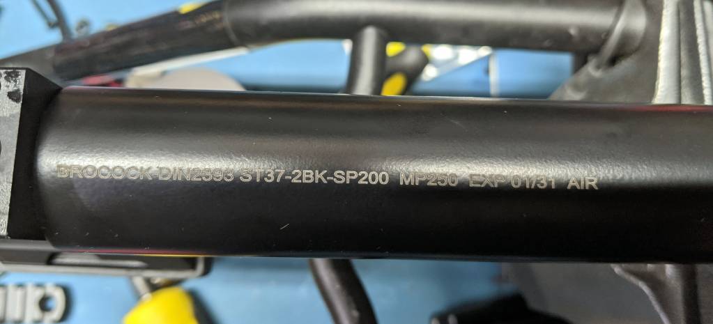 PXL_20210604_211749121.1622845574.jpg